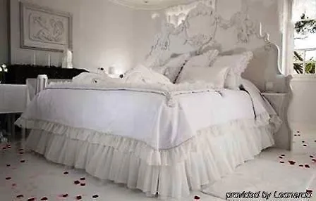 Hotel Chateau Les Charmettes Auch