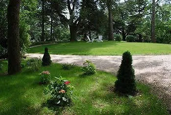 Hotel Chateau Les Charmettes Auch
